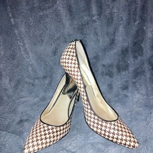 Michael Kors herringbone pump 8 1/2
